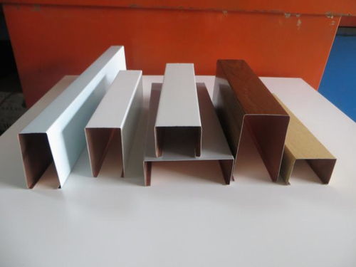 50 100 0.8铝方通生产厂家 木纹铝方通